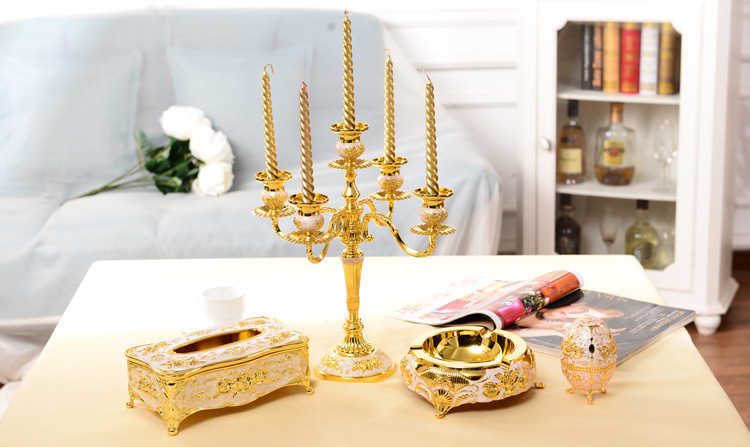 Hộp đựng khăn giấy đính hạt sang trọng (HĐ )