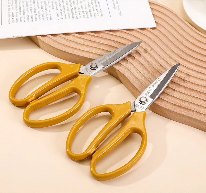Kéo đa năng SK-5 cán nhựa cắt gà, vải, giấy