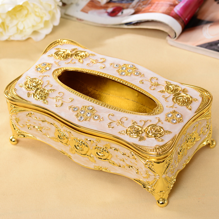 Hộp đựng khăn giấy đính hạt sang trọng (HĐ )
