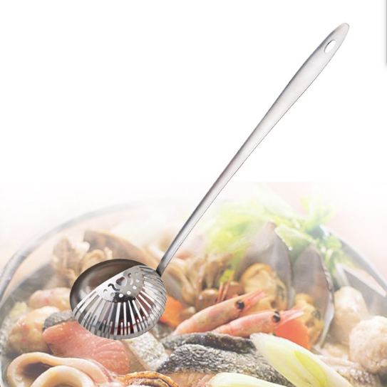 Vá múc canh có lưới lọc (không tháo rời)