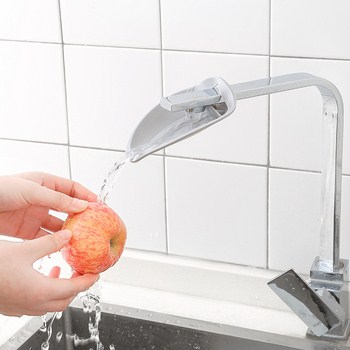 Dụng cụ mở rộng vòi nước giúp bé rửa tay 14.5x10cm