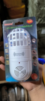 Đèn bắt muỗi và đuổi côn trùng 