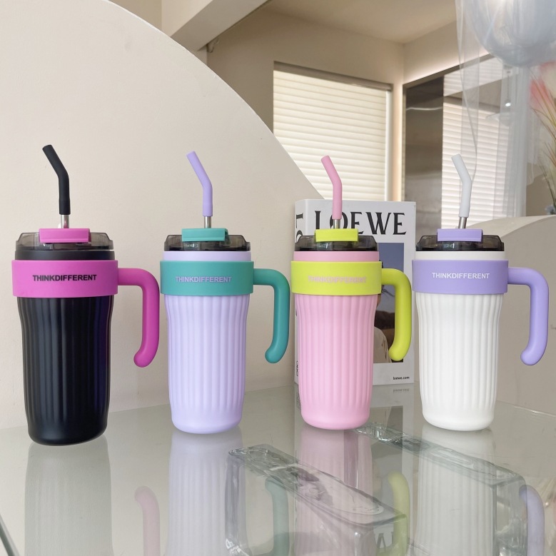 LY GIỮ NHIỆT THINKDIFFERENT 950ML KÈM ỐNG HÚT