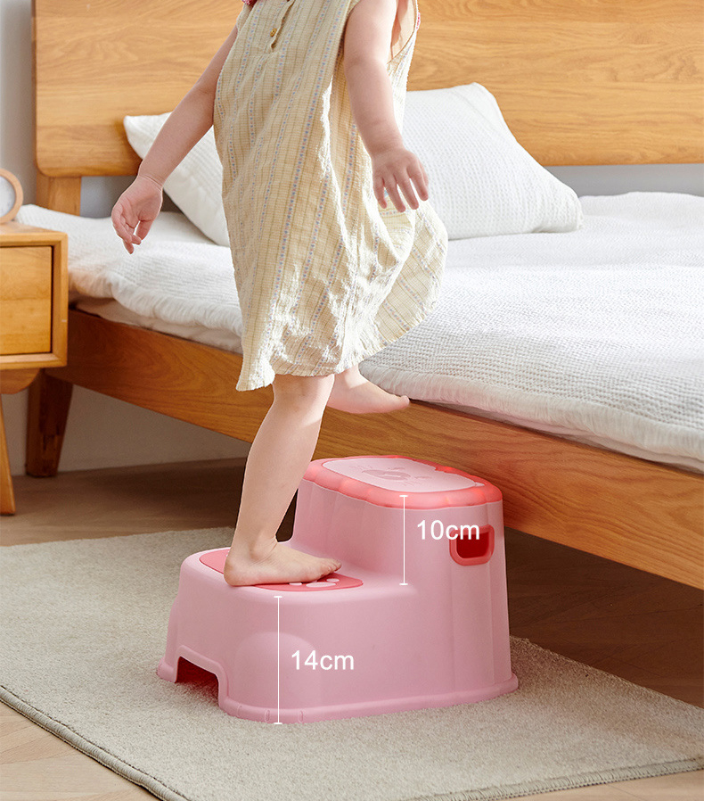 Ghế bậc thang kê chân đi vệ sinh, đánh răng, ghế tắm
