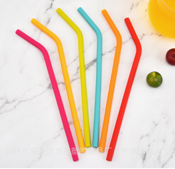 Bộ 6 ống hút silicone 1 cọ có thể tái sử dụng an toàn không độc hại 