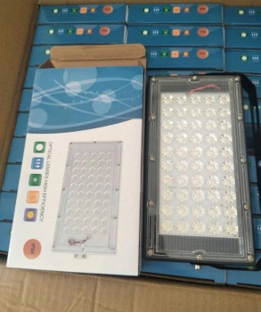 Đèn pha LED 12V - 50W nhiệt độ màu 6.500K , Dây dài 3 Mét 