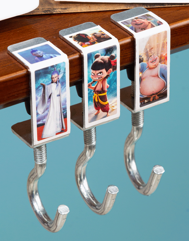 Móc Treo Cặp Sách Gắn Sticker