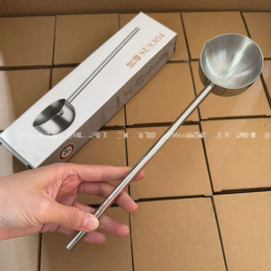  Muỗng Múc Dầu Nóng Cán Dài Inox 304
